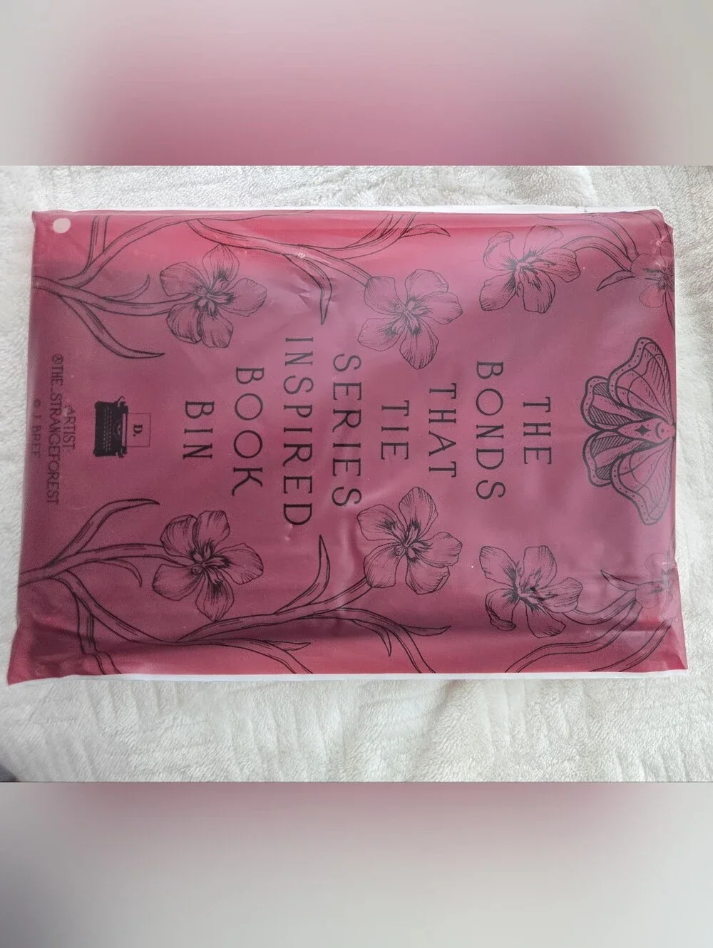 Bookish Box Bonds That Tie Book Bin